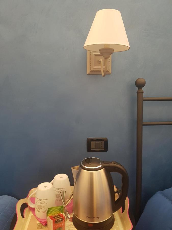 ピエトラ・リーグレ Ghiro Ghiotto Bed & Breakfast エクステリア 写真